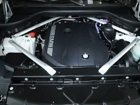 Used 2026 BMW X5 xDrive40i image 38