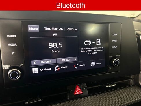 Used 2025 Kia Sportage LX image 4