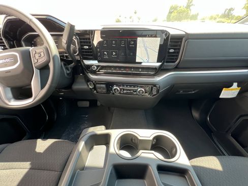 New 2026 GMC Sierra 1500 Elevation image 29