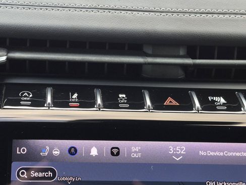 Used 2022 Jeep Grand Cherokee Overland RWD image 30