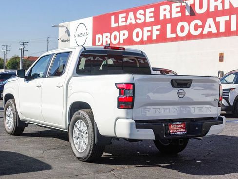 New 2024 Nissan Frontier SV w/ SV Convenience Package image 7