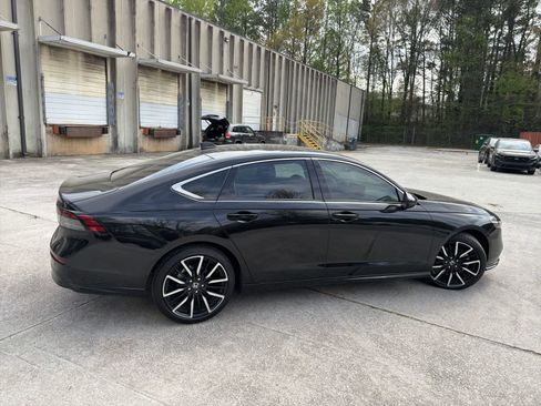 Certified 2025 Honda Accord Touring image 11