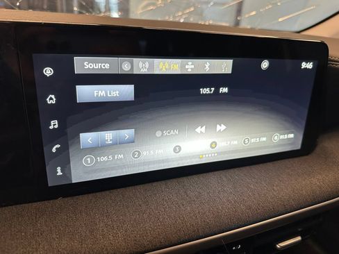 Used 2025 Nissan Kicks SV AWD/4WD image 13
