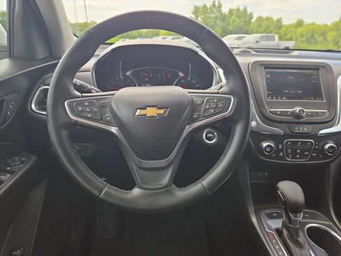 Certified 2023 Chevrolet Equinox LT AWD/4WD image 12