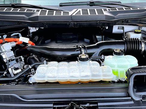 Certified 2023 Ford F150 XLT w/ Equipment Group 302A High image 31