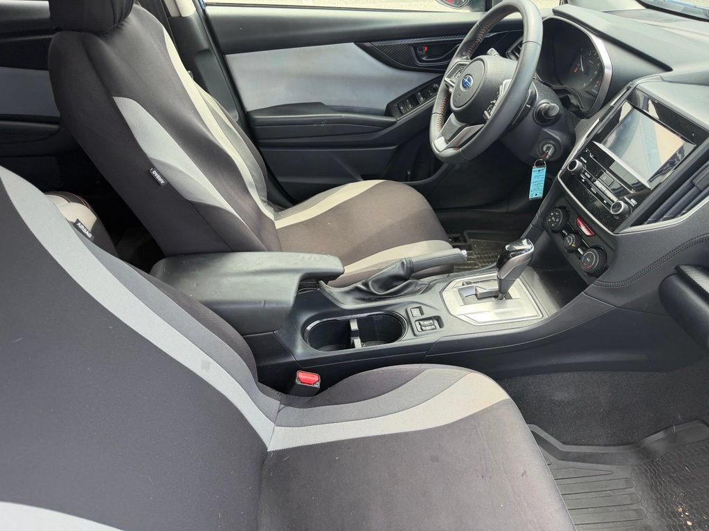 Used 2019 Subaru Crosstrek 2.0i Premium AWD/4WD image 16