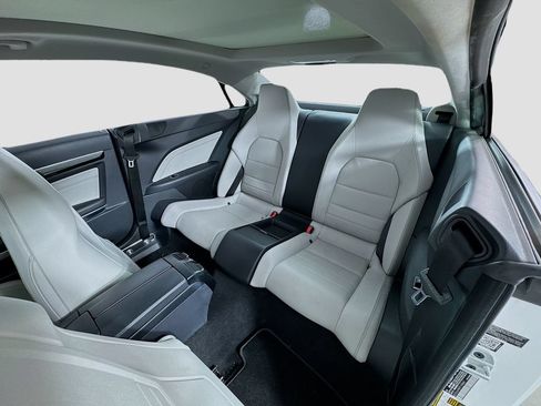 Used 2015 Mercedes-Benz E 400 4MATIC Coupe image 11