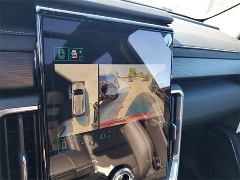 New 2026 GMC Acadia Elevation image 22