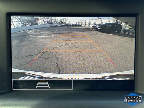 Used 2022 GMC Terrain SLE image 18