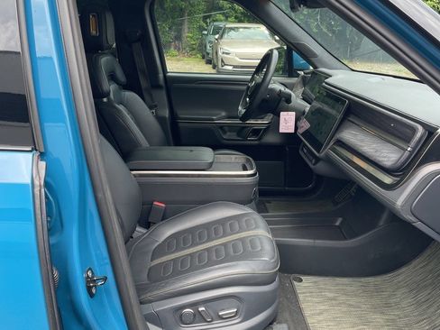 Used 2022 Rivian R1T Launch Edition AWD/4WD image 13