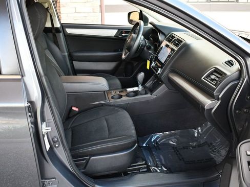 Used 2019 Subaru Outback 2.5i Premium w/ Popular Package #2 image 19