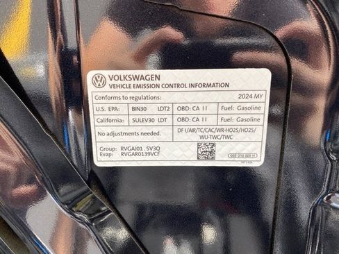 New 2024 Volkswagen Taos SE image 78