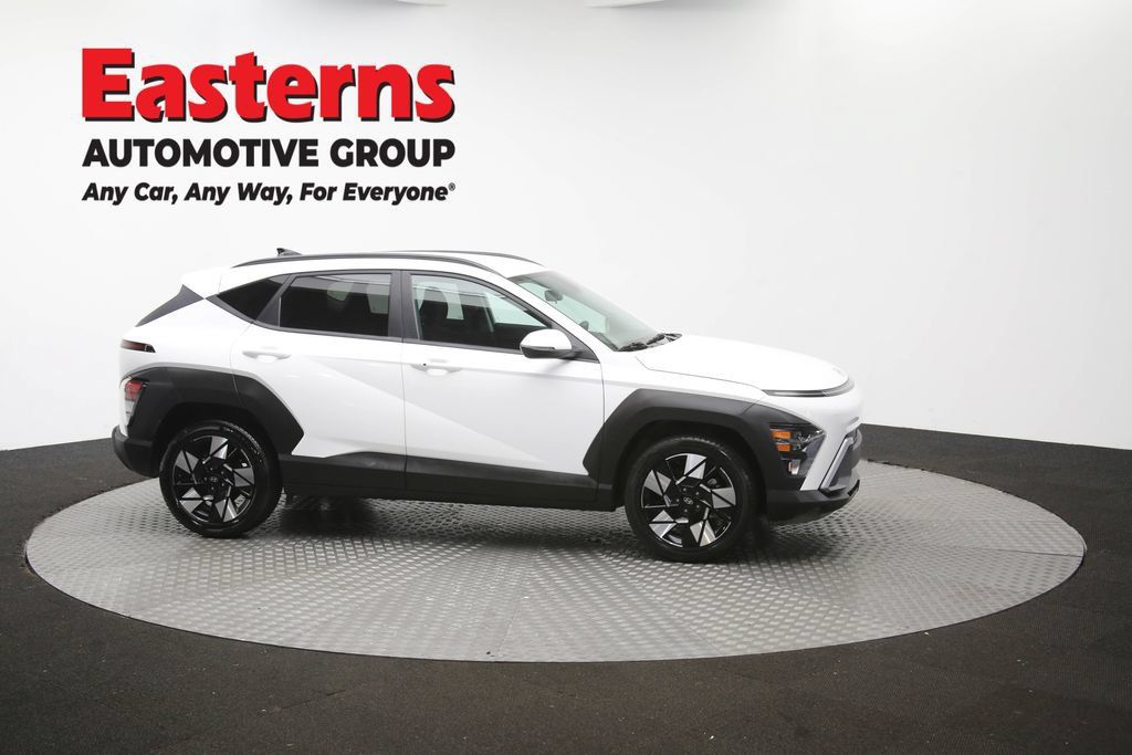 Used 2025 Hyundai Kona SEL FWD image 48