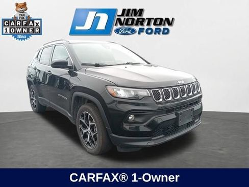 Used 2024 Jeep Compass Latitude AWD/4WD image 1