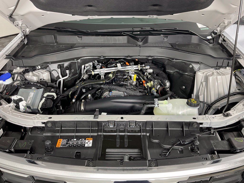 New 2026 Ford Explorer Active RWD image 9