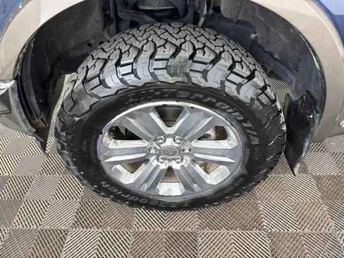 Used 2019 Ford F150 King Ranch w/ Equipment Group 601A Luxury AWD/4WD image 26