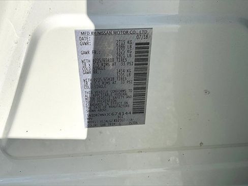 Used 2018 Nissan Pathfinder SL image 27