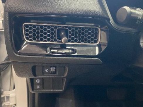 Used 2023 Honda Civic LX image 20