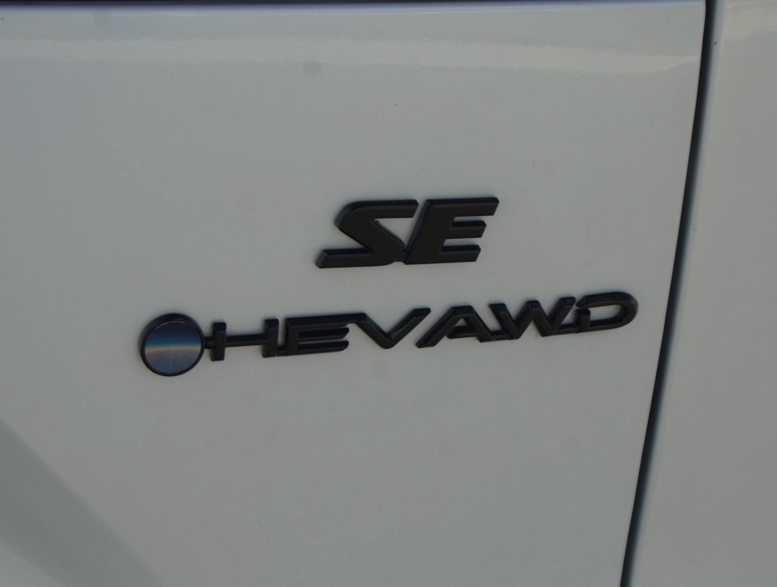 Used 2026 Toyota Corolla Cross AWD Hybrid w/ Moonroof Package image 18