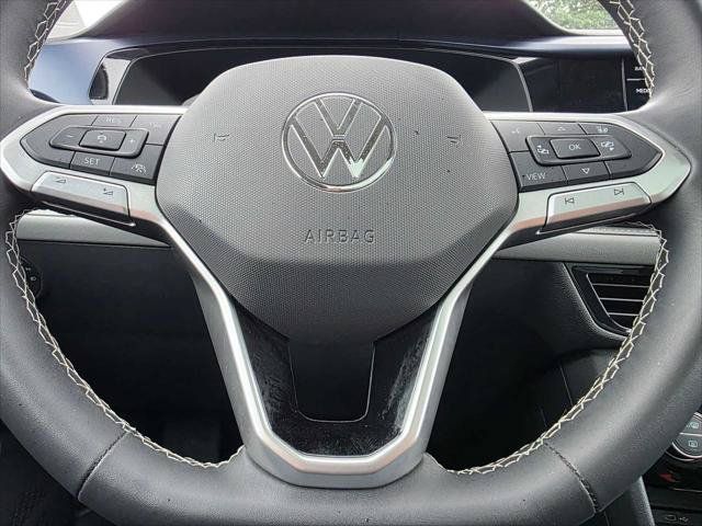 Used 2024 Volkswagen Taos SE AWD/4WD image 24