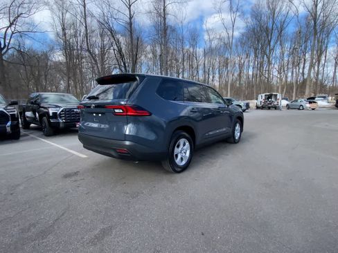 Certified 2026 Toyota Grand Highlander LE image 13