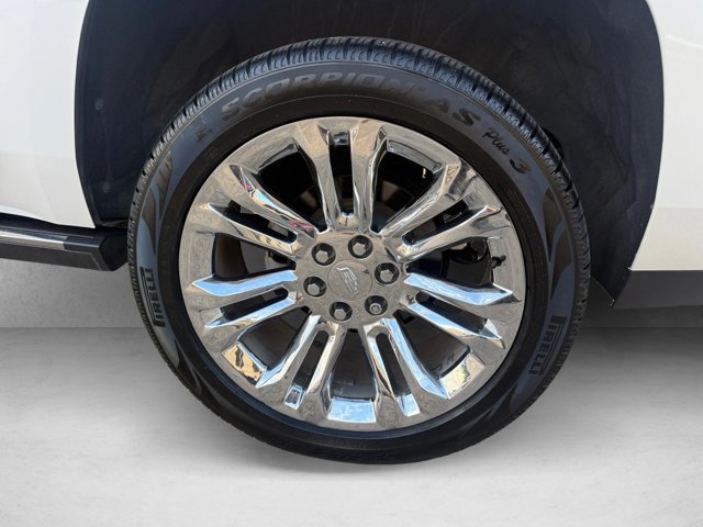 Used 2018 Cadillac Escalade Platinum AWD/4WD image 24