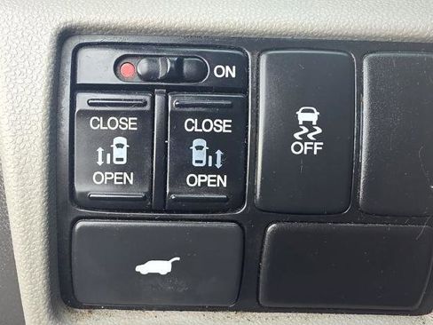 Used 2012 Honda Odyssey EX-L image 17