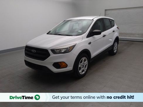 Used 2019 Ford Escape S FWD image 1
