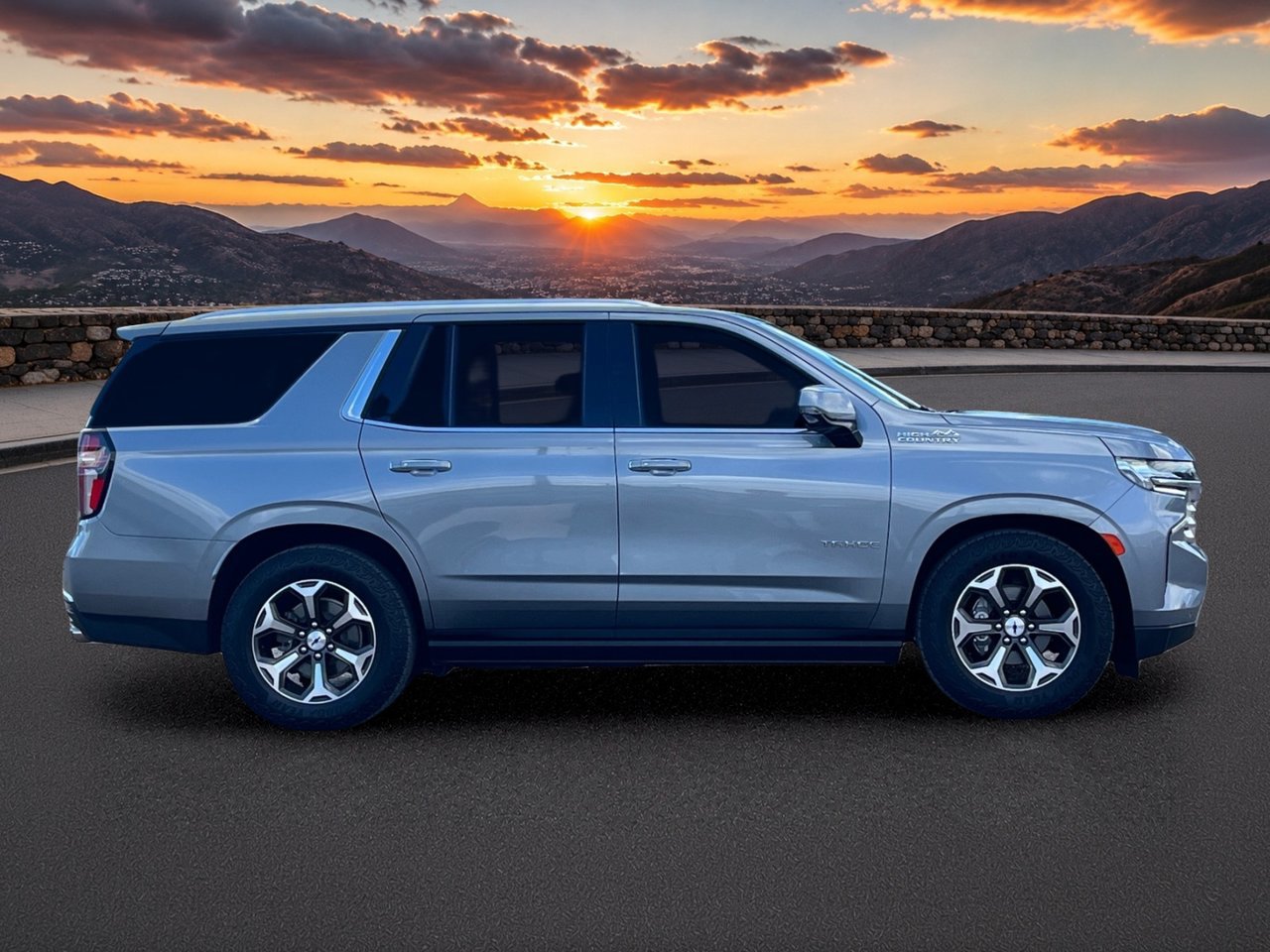 Used 2022 Chevrolet Tahoe High Country w/ LPO, Illumination Package AWD/4WD image 6