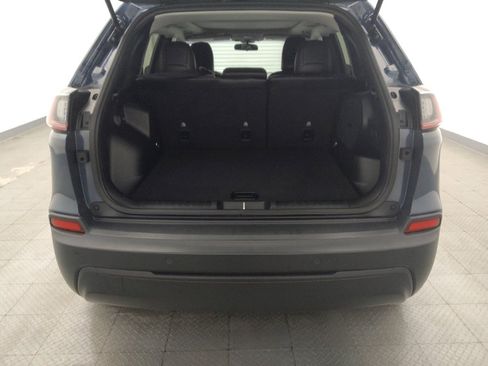 Used 2020 Jeep Cherokee Latitude Plus image 29