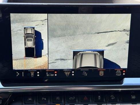 New 2026 GMC Sierra 1500 SLT image 41