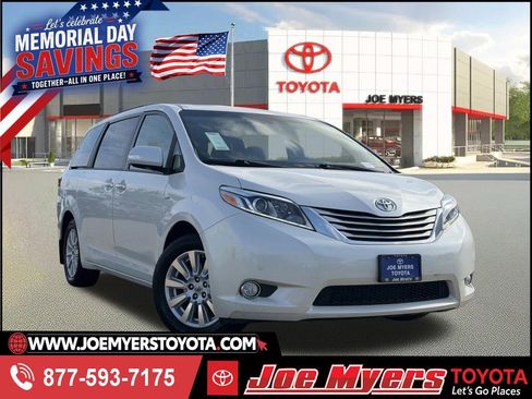 Used 2017 Toyota Sienna Limited Premium AWD/4WD image 1