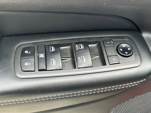 Used 2021 Jeep Grand Cherokee Limited w/ Quick Order Package 28K 80th AWD/4WD image 27