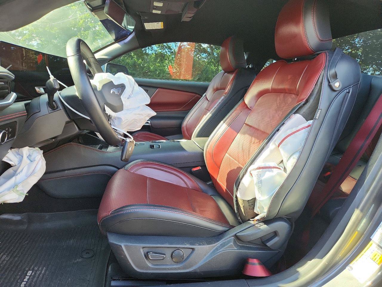 Used 2024 Ford Mustang Premium RWD image 6