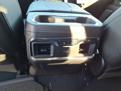 New 2026 GMC Sierra 1500 Denali w/ Denali Reserve Package image 17