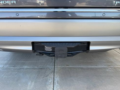 Used 2021 Toyota Highlander Platinum FWD image 48