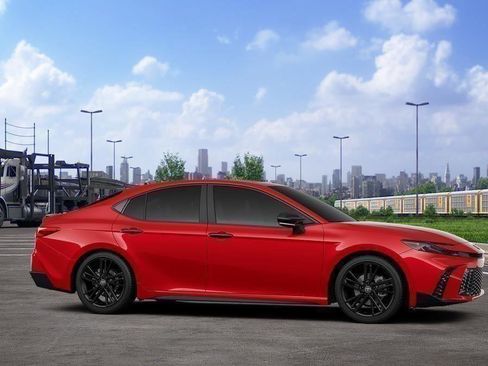 New 2026 Toyota Camry Hybrid AWD/4WD image 35