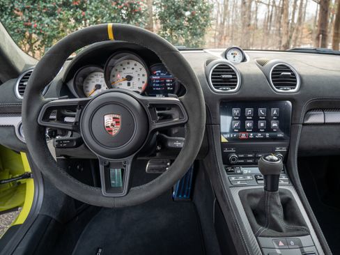 Used 2025 Porsche 718 Cayman GT4 RS image 25