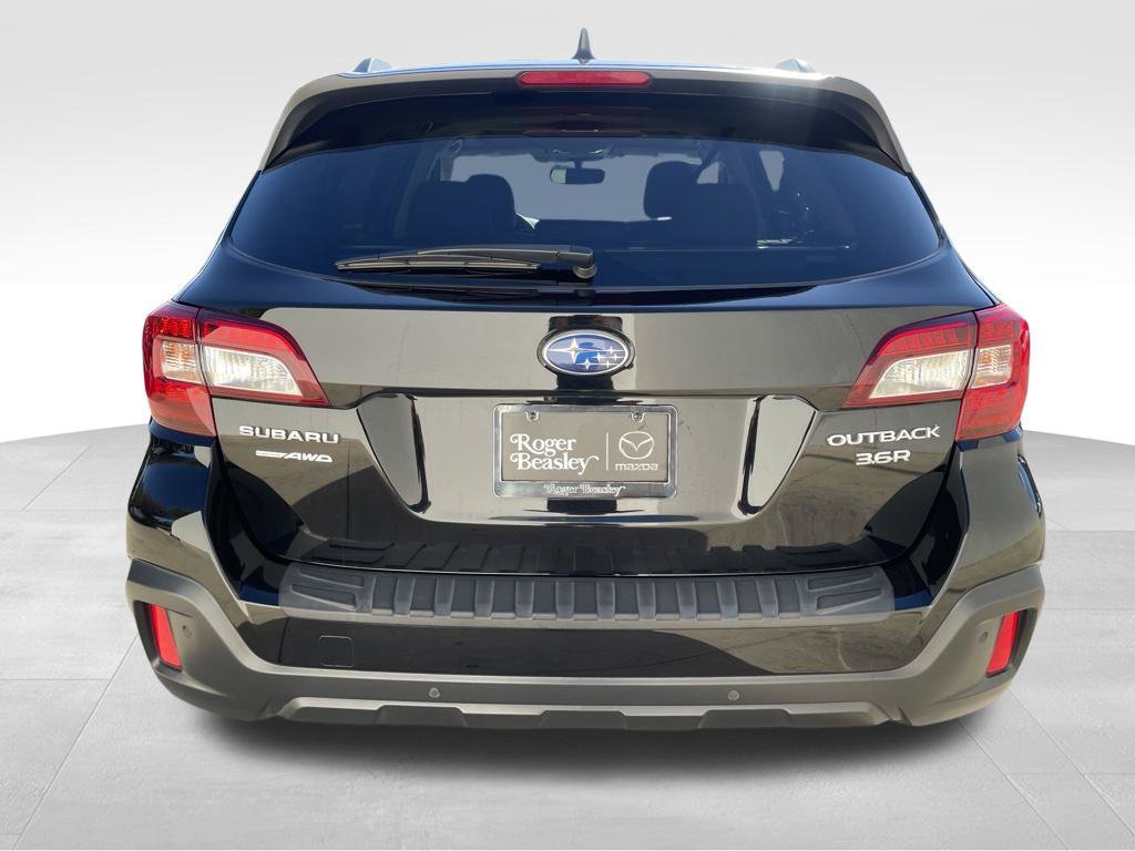 Used 2019 Subaru Outback 3.6R Touring w/ Popular Package #3A AWD/4WD image 6