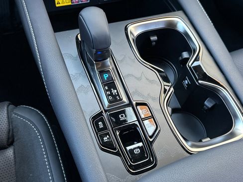 New 2026 Lexus RX 450h AWD image 23