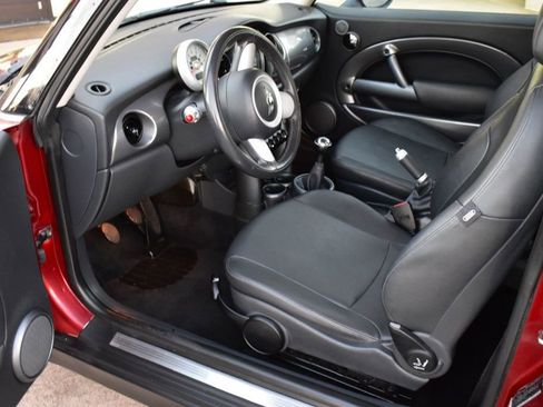 Used 2006 MINI Cooper Hardtop image 16