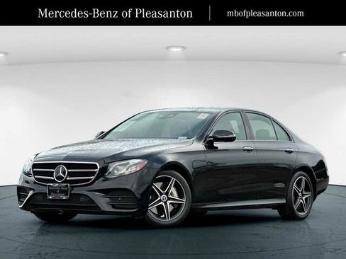 Used 2018 Mercedes-Benz E 400 4MATIC Sedan image 1