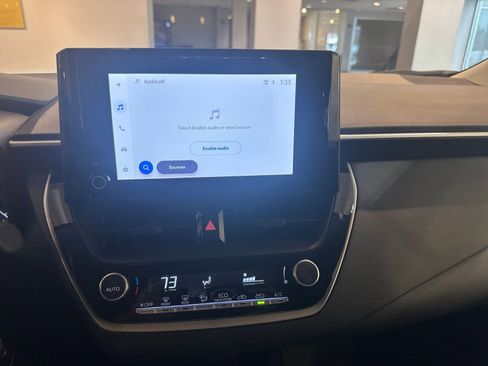 Used 2025 Toyota Corolla LE image 18