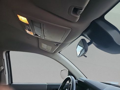 Used 2023 Toyota Tacoma SR image 37