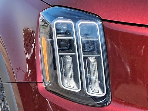 Used 2023 Kia Telluride S w/ S Sunroof Package AWD/4WD image 9