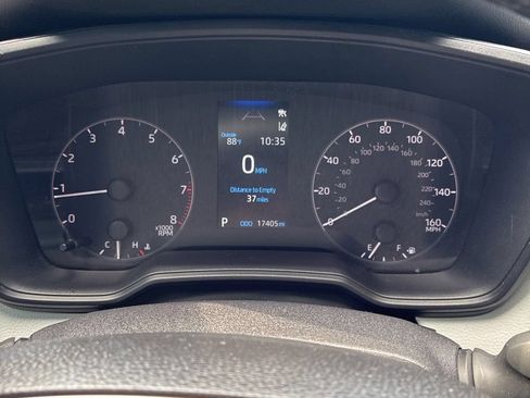 Used 2024 Toyota Corolla SE FWD image 15