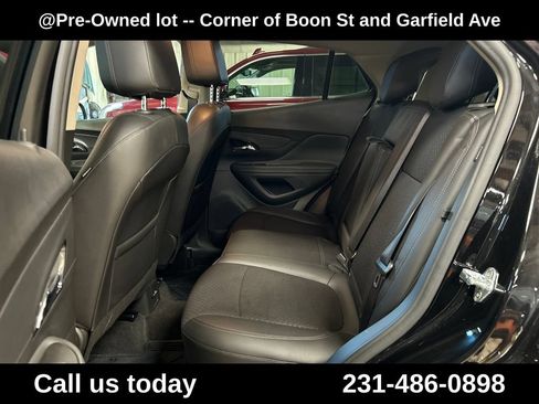 Used 2022 Buick Encore Preferred w/ Safety Package AWD/4WD image 21