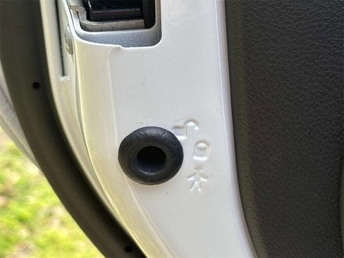 Used 2025 Jeep Wrangler Unlimited Rubicon image 18