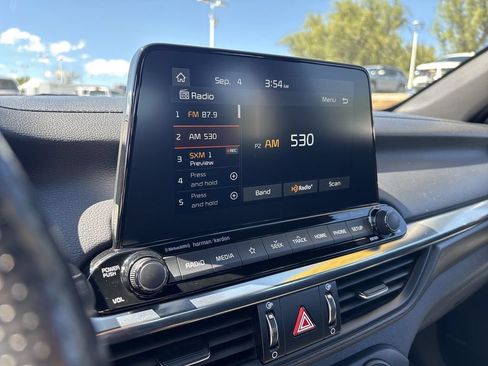Used 2021 Kia Forte GT-Line w/ GT-Line Premium Package FWD image 17
