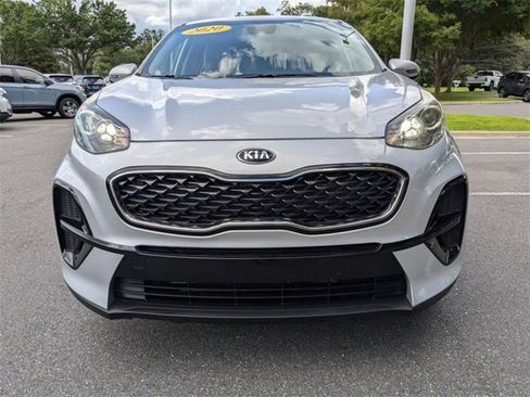 Used 2020 Kia Sportage LX w/ LX Popular Package image 3